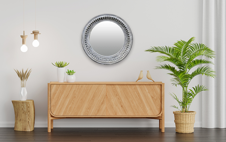 Vintage Mirror vs. Modern Mirror: Finding the Right Mirror Style for Your Decor